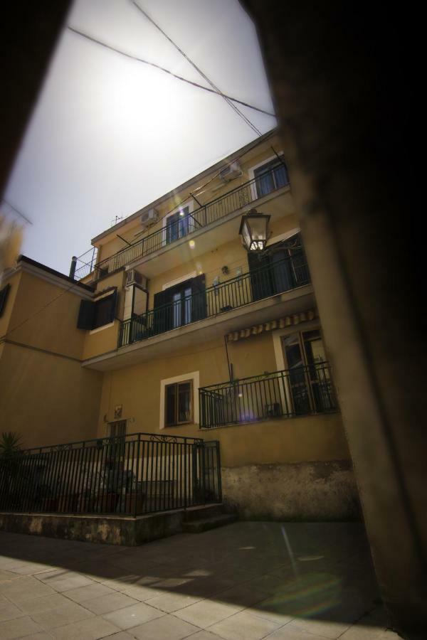 Bed and Breakfast Sentiero Di Costiera Vietri Exterior foto